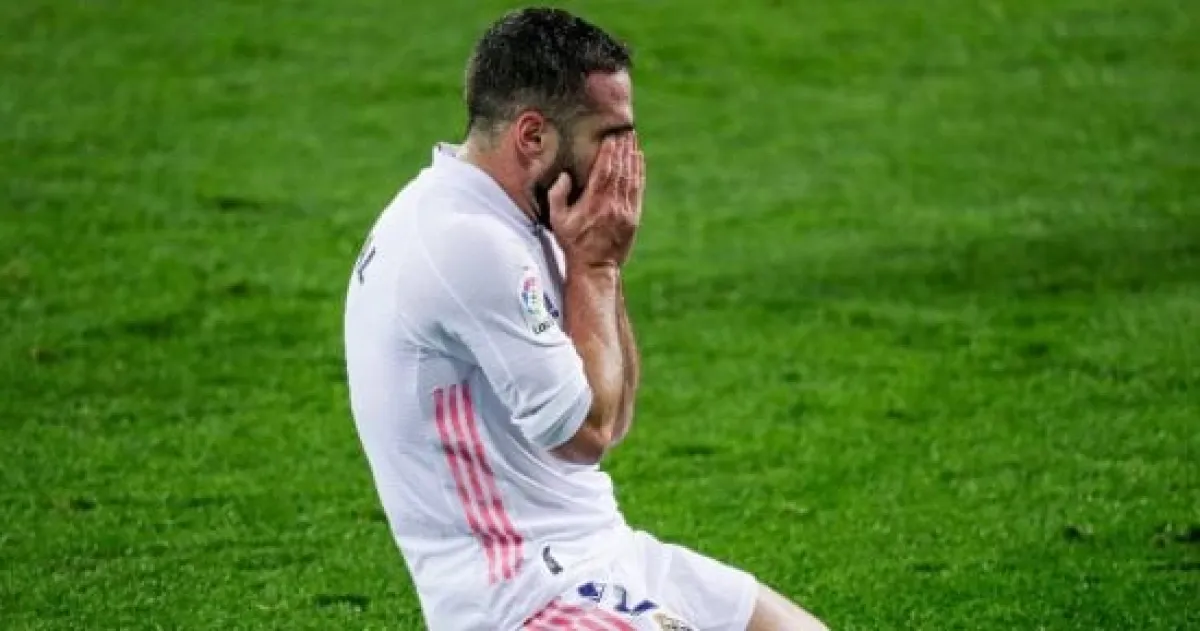 3 أندية إنجليزية تتنافس على ضم داني كارفاخال بعد رحيله عن ريال مدريد